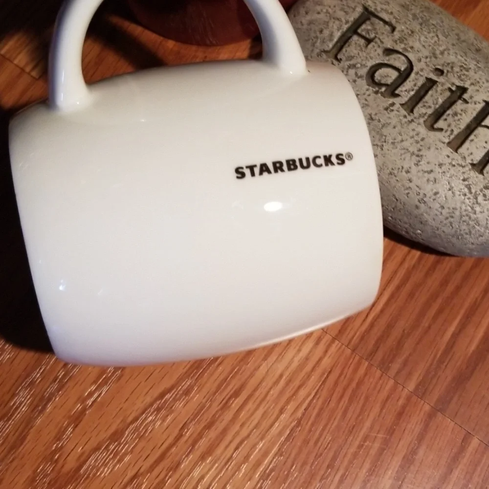 2010‎ Starbucks mermaid mug
